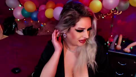 Snapshot of andreeajj chatting on 02-13-25, 10:00 andreeajj online show from 02-13-25, 10:00