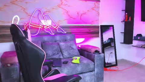 andrees_s online show from 07-17-26, 02:18