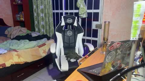 Andre Labuda online show from 10-19-25, 07:53