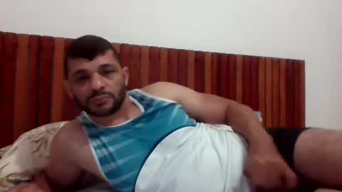 Snapshot of andreloko123 chatting on 11-18-25, 10:47 andreloko123 online show from 11-18-25, 10:47