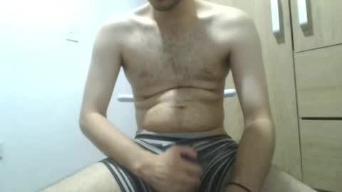 Snapshot of andres129494 chatting on 05-23-26, 01:55 andres129494 online show from 05-23-26, 01:55
