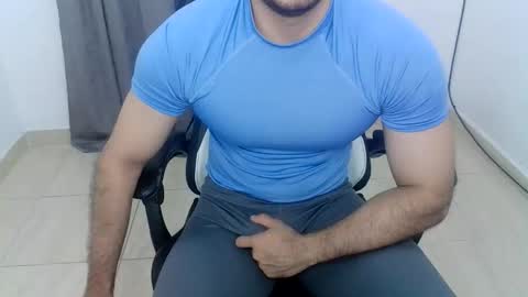 andres180950734 online show from 11-10-25, 10:36