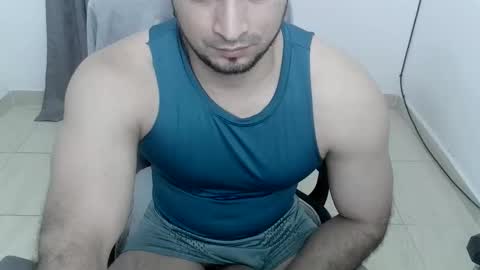 andres180950734 online show from 04-28-26, 02:27