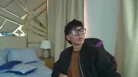 Andres online show from 06-16-26, 05:04