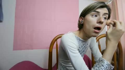 Alann online show from 03-09-26, 01:37