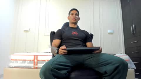 andres_stud online show from 05-26-26, 03:35