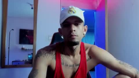 Andres white online show from 01-16-26, 03:21