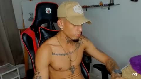 Andres white online show from 02-01-26, 05:39