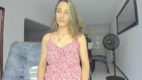 Isa  --------- online show from 02-03-25, 12:04