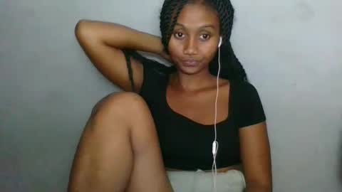 Snapshot of andressa03 chatting on 11-15-25, 06:59 andressa03 online show from 11-15-25, 06:59