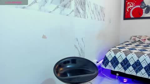 Snapshot of andressdean chatting on 12-04-24, 01:36 Andres Dean online show from 12-04-24, 01:36