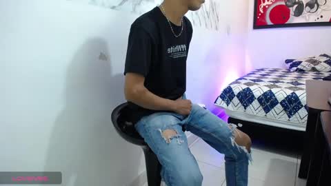 Snapshot of andressdean chatting on 12-13-24, 04:38 Andres Dean online show from 12-13-24, 04:38