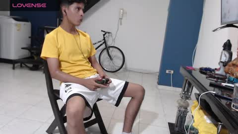 Snapshot of andressdean chatting on 01-17-25, 12:42 Andres Dean online show from 01-17-25, 12:42