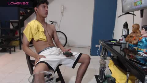 Snapshot of andressdean chatting on 01-20-25, 12:36 Andres Dean online show from 01-20-25, 12:36