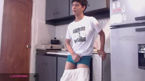 Snapshot of andressdean chatting on 09-24-25, 07:06 Andres Dean online show from 09-24-25, 07:06