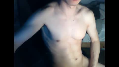 Snapshot of andresse_lat chatting on 03-09-26, 08:40 andresse_lat online show from 03-09-26, 08:40