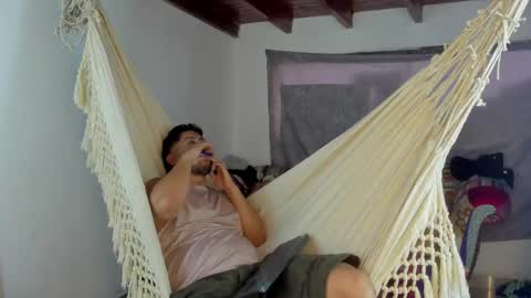Snapshot of andressmith__ chatting on 05-28-26, 07:00 Andres online show from 05-28-26, 07:00
