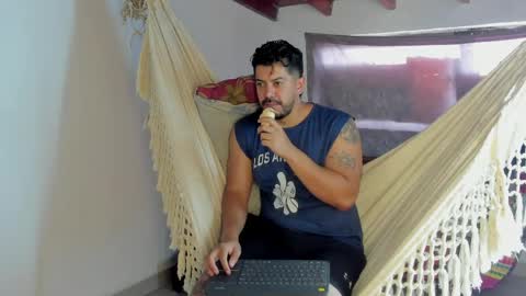 Snapshot of andressmith__ chatting on 05-31-26, 09:27 Andres online show from 05-31-26, 09:27