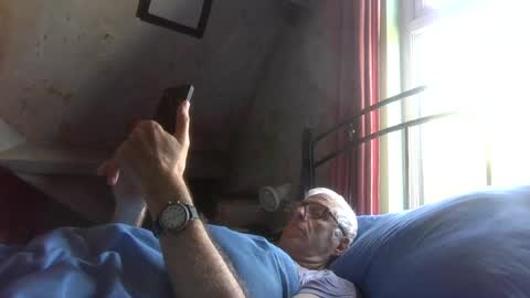 Snapshot of andrew160258 chatting on 06-20-26, 10:18 Andrew online show from 06-20-26, 10:18