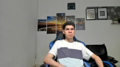 andrew_2811 online show from 03-07-26, 07:38