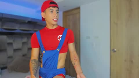 Andrew M. online show from 03-01-26, 01:18