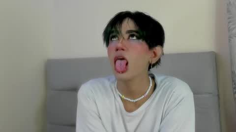 Snapshot of andrew_uwu_ chatting on 03-22-26, 09:18 ANDREW independent model online show from 03-22-26, 09:18