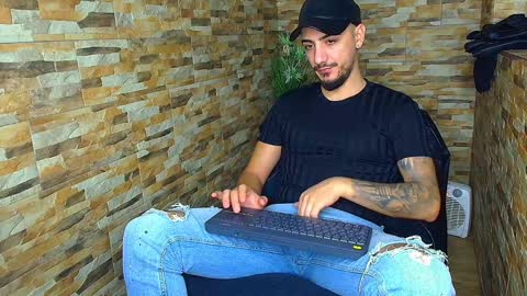 MasterRomania  online show from 12-17-24, 04:45