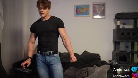 Snapshot of andrewd9 chatting on 12-03-25, 03:03 PVT Open online show from 12-03-25, 03:03