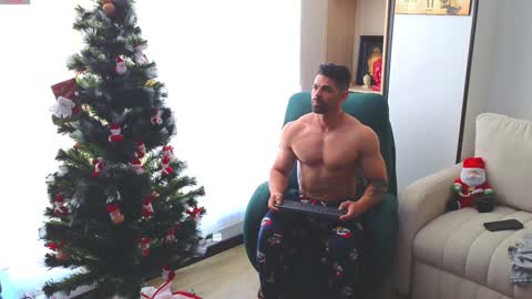 Andrew online show from 12-11-24, 04:53