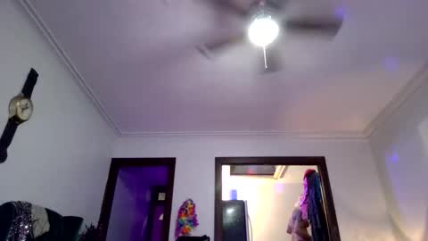 andrewgennie online show from 11-30-25, 04:05