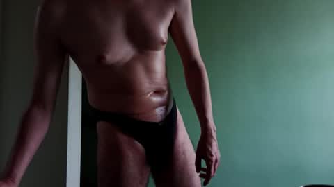 Snapshot of andrewmature chatting on 04-26-26, 08:39 andrewmature online show from 04-26-26, 08:39