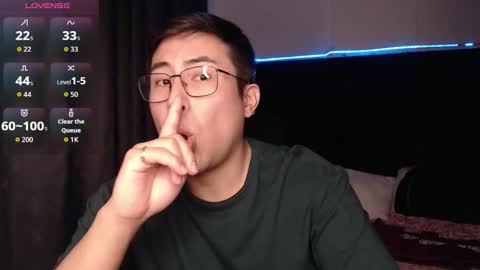 andrewmhilton_ online show from 02-15-26, 06:43