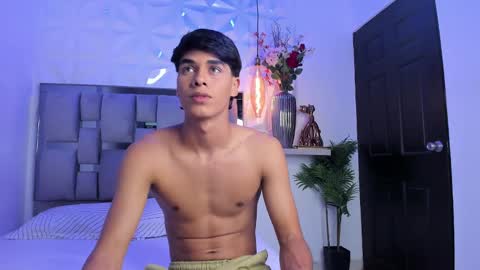 Snapshot of andrewortix chatting on 02-28-25, 06:43 AndreWortix online show from 02-28-25, 06:43