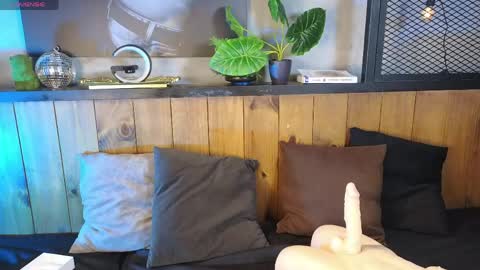 Snapshot of andrewortix chatting on 04-20-26, 04:26 AndreWortix online show from 04-20-26, 04:26