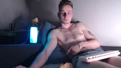 Snapshot of andrian_sweety chatting on 06-06-26, 09:41 andrian_sweety online show from 06-06-26, 09:41