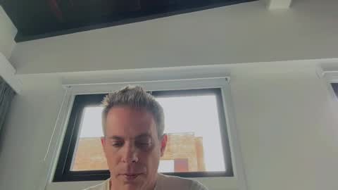 Snapshot of andy0pandi chatting on 02-08-25, 03:00 Andrew online show from 02-08-25, 03:00