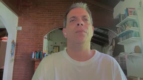 Snapshot of andy0pandi chatting on 03-15-26, 01:39 Andrew online show from 03-15-26, 01:39