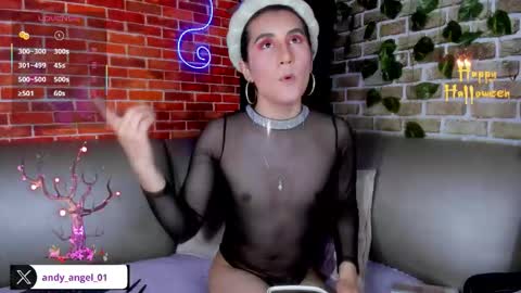 Snapshot of andy_angel1 chatting on 10-15-25, 01:55 andy angel online show from 10-15-25, 01:55