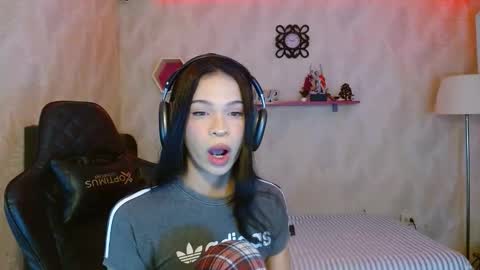 Snapshot of andy_bell_x chatting on 10-24-25, 06:54 ANDY online show from 10-24-25, 06:54