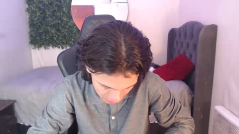 andy_dan1 online show from 01-19-25, 04:04