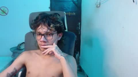 Snapshot of andy_dan1 chatting on 07-11-26, 02:03 andy_dan1 online show from 07-11-26, 02:03