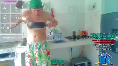 Snapshot of andy_gray01 chatting on 03-08-25, 05:01 Andy Gray online show from 03-08-25, 05:01