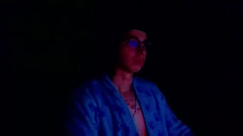 Snapshot of andy_gray01 chatting on 09-10-25, 10:48 Andy Gray online show from 09-10-25, 10:48