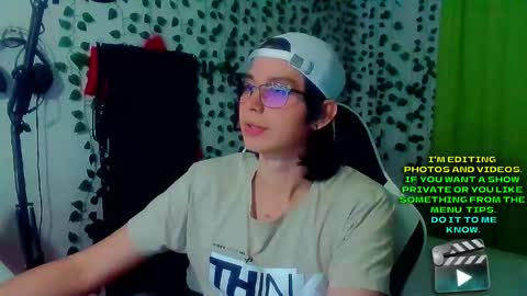 Snapshot of andy_gray01 chatting on 09-14-25, 01:27 Andy Gray online show from 09-14-25, 01:27