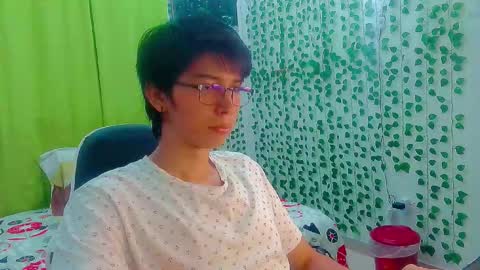 Snapshot of andy_gray01 chatting on 02-05-26, 11:15 Andy Gray online show from 02-05-26, 11:15