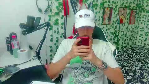 Snapshot of andy_gray01 chatting on 02-27-26, 01:38 Andy Gray online show from 02-27-26, 01:38