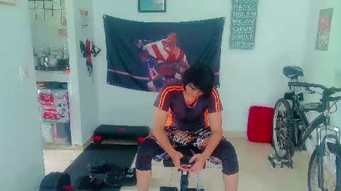 Snapshot of andy_gray01 chatting on 07-16-26, 06:03 Andy Gray online show from 07-16-26, 06:03