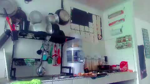 Snapshot of andy_gray01 chatting on 07-18-26, 05:17 Andy Gray online show from 07-18-26, 05:17