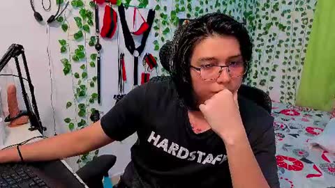 Snapshot of andy_gray01 chatting on 07-24-26, 02:09 Andy Gray online show from 07-24-26, 02:09