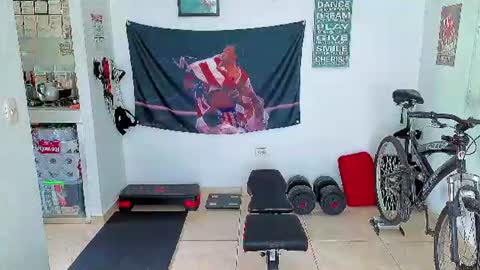 Snapshot of andy_gray01 chatting on 07-28-26, 04:50 Andy Gray online show from 07-28-26, 04:50